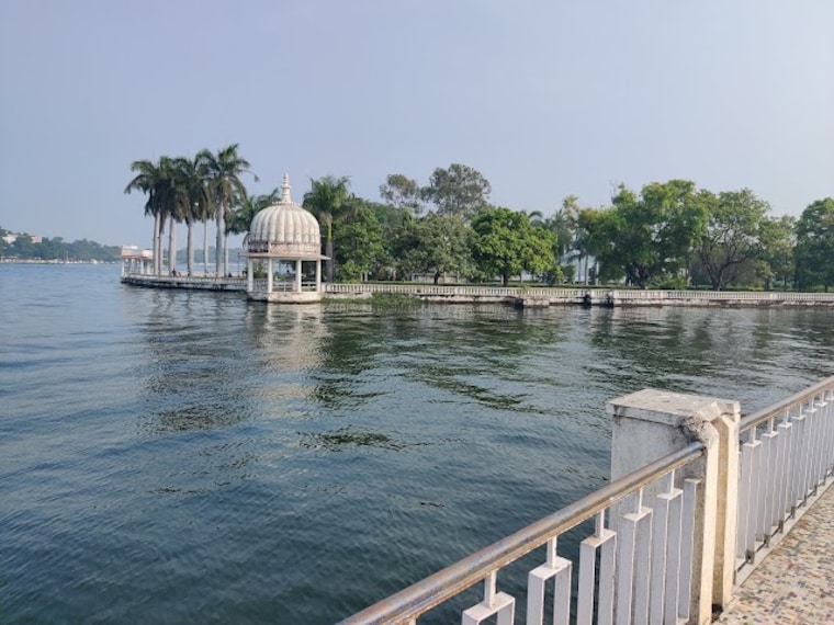 Udaipur Nehru Garden_1